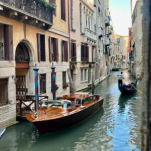 Hotel Becher, Venecia